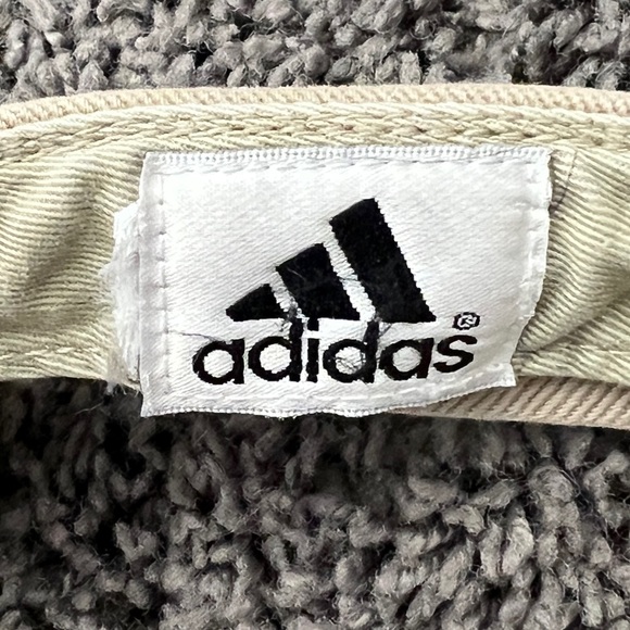Vintage Golf Adidas Visor Hat Adjustable Strapback Khaki Tan Embroidered Y2K - Picture 6 of 6